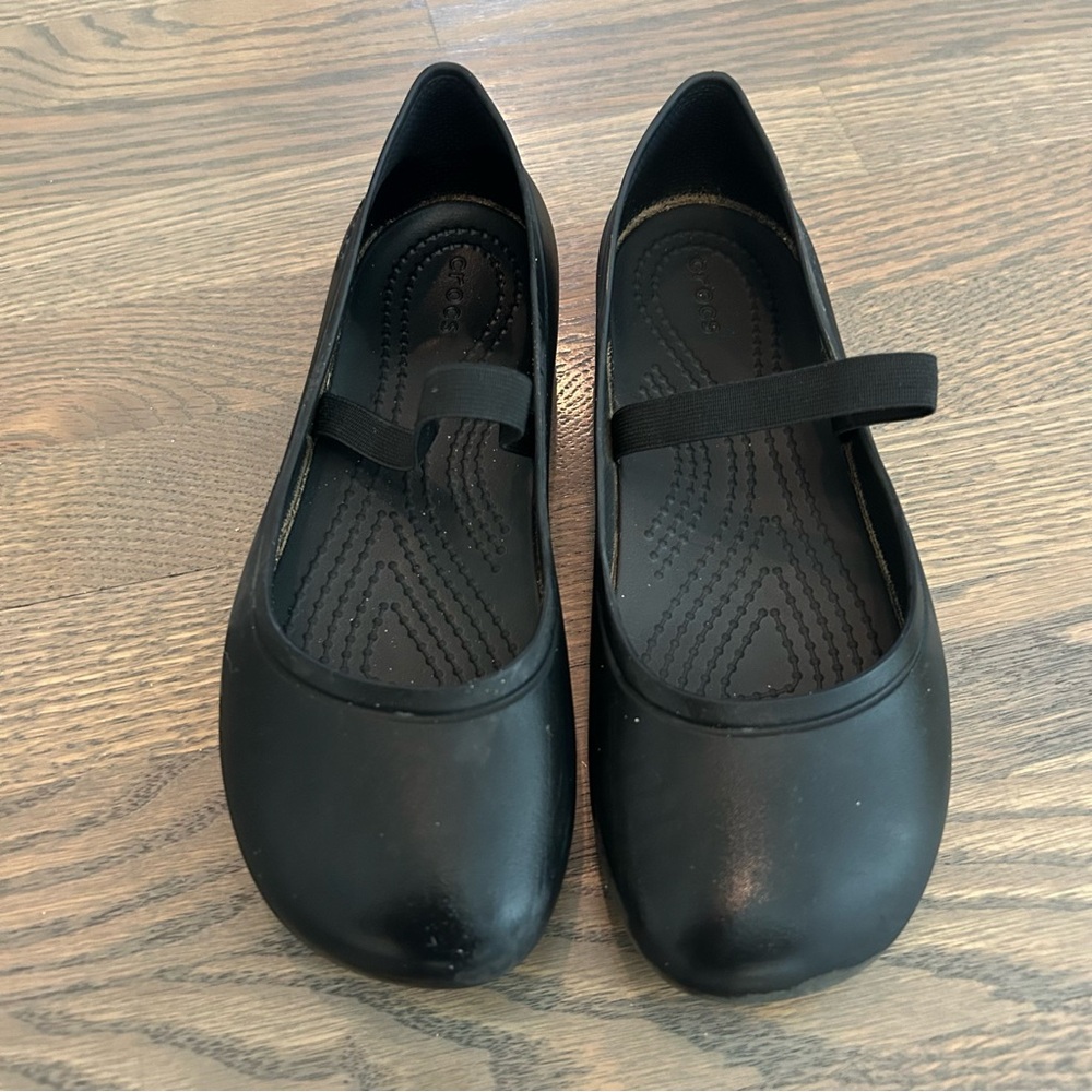 3/15❤️CROCS Black Mary Jane